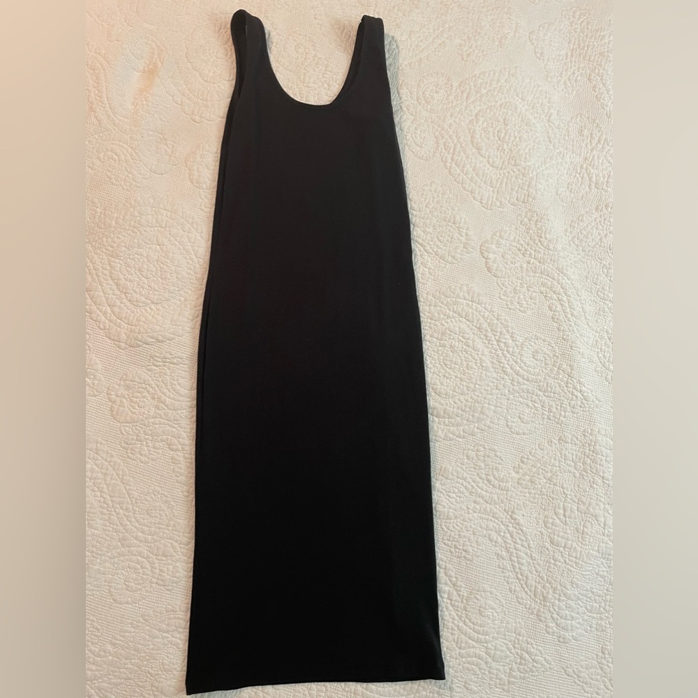 Women’s stretchy black dress size medium